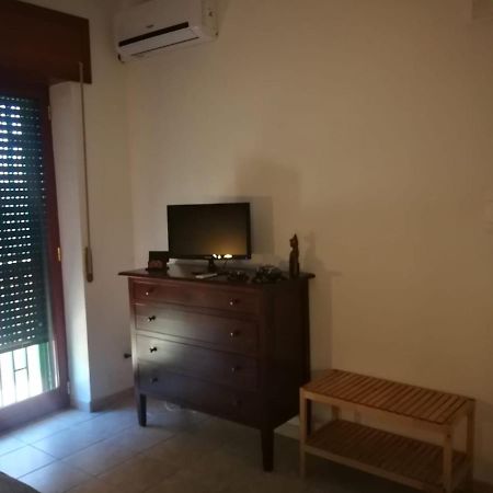 Mary Rose Bed & Breakfast Castel Volturno Exterior foto