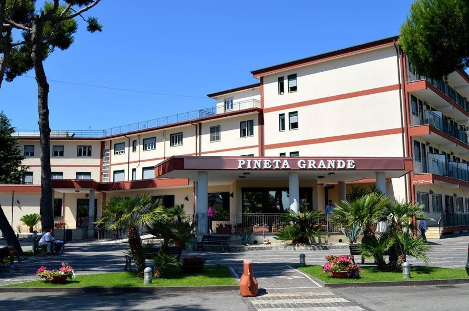 Mary Rose Bed & Breakfast Castel Volturno Exterior foto